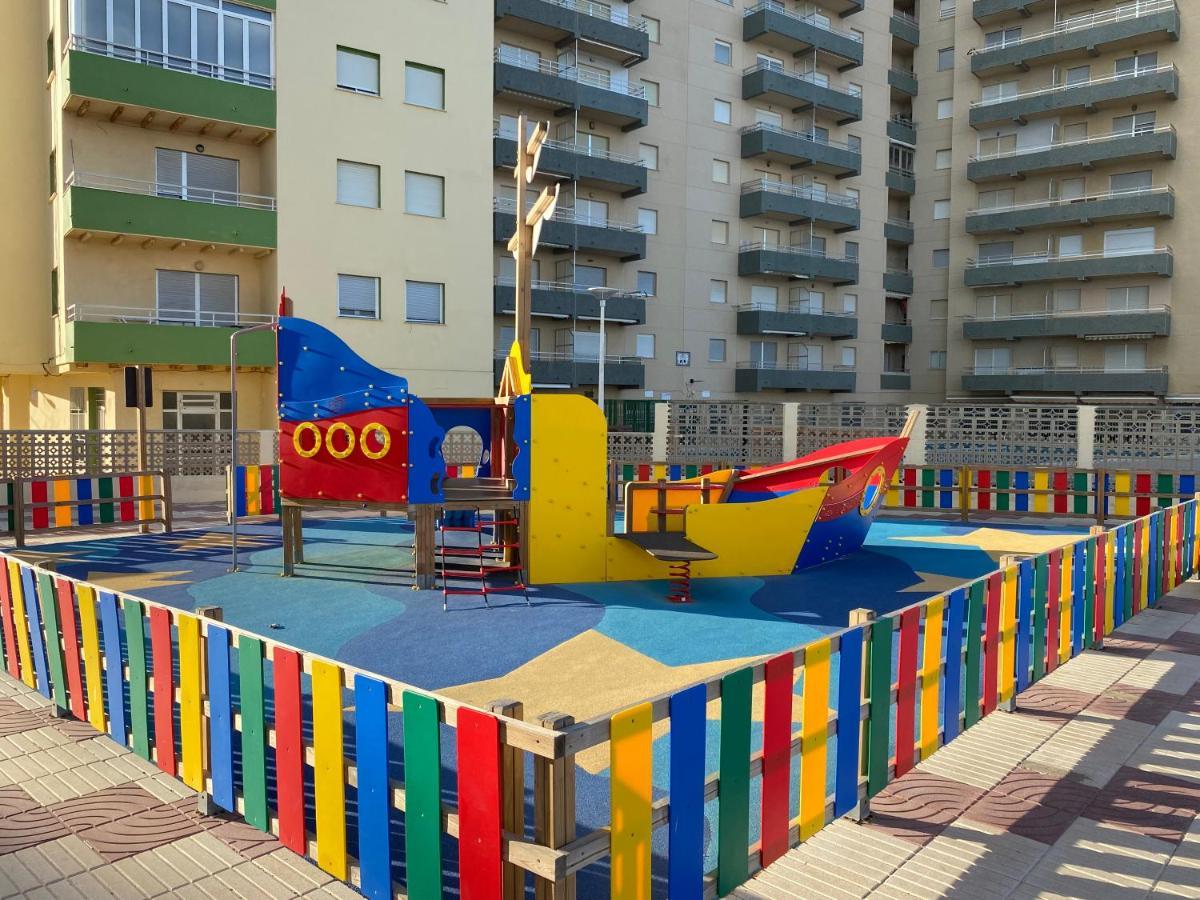 Beachfront And Peaceful Apartment Mareny Barraquetas Екстериор снимка